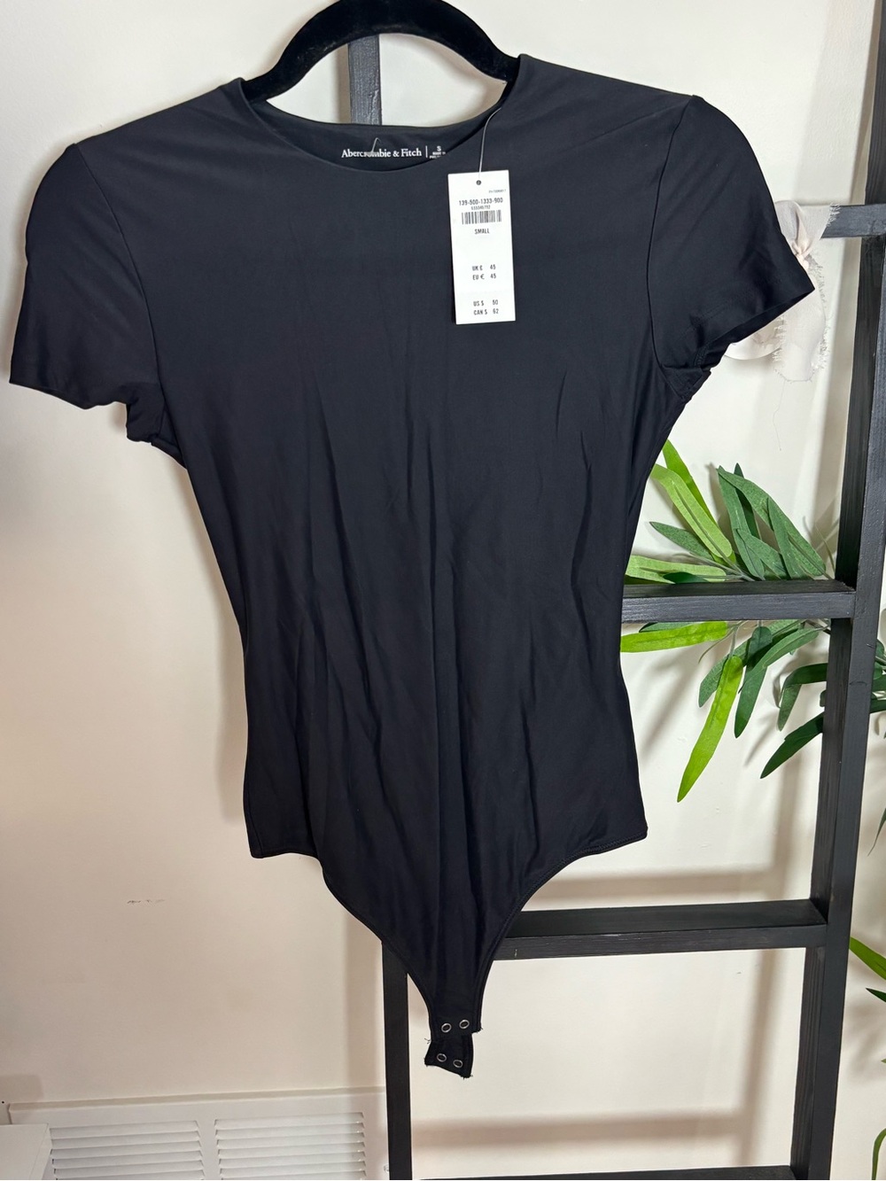 Abercrombie & Fitch Black Short-Sleeve Crew Bodysuit
